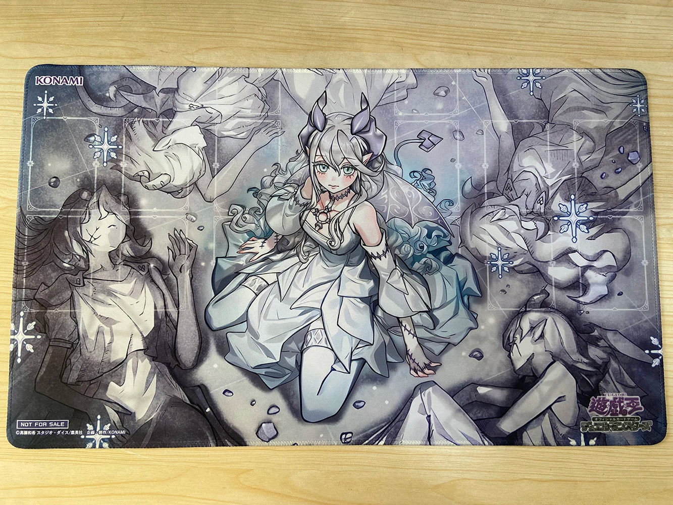 YuGiOh Lady Labrynth of the Silver Castle Playmat TCG CCG Mat Board Game Pad Trading Card Game Mat Rubber Mouse Pad Free Bag